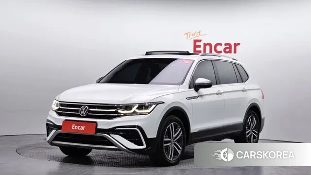 Volkswagen Tiguan Allspace 2023 Белый из Кореи