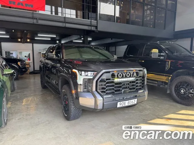 Toyota Tundra 2024 Серый из Кореи