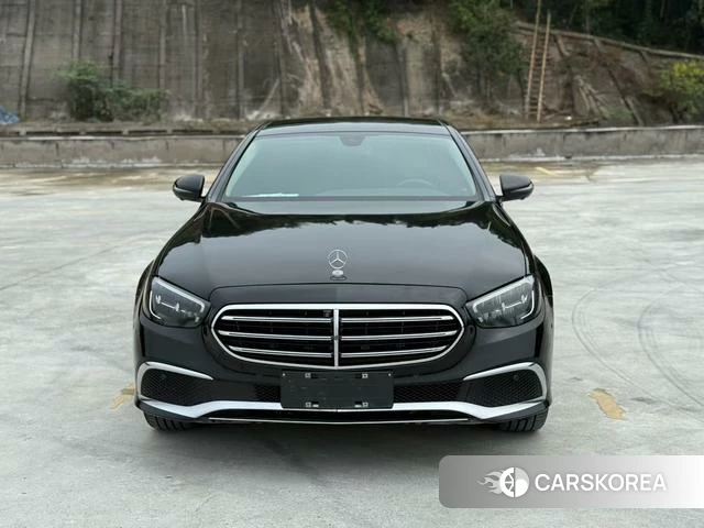 Mercedes-Benz E-class 2021 Черный из Китая