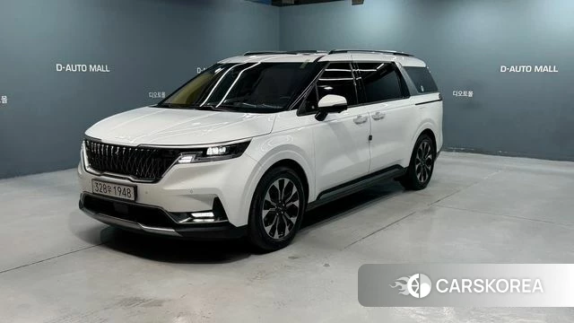 Kia Carnival 4th generation 2023 Белый из Кореи