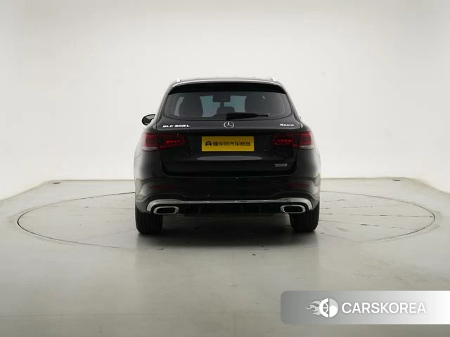 Mercedes-Benz GLC 2021 Темно-серый из Китая