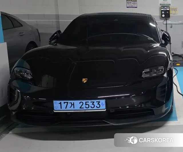 Porsche Taycan 2022 Черный из Кореи