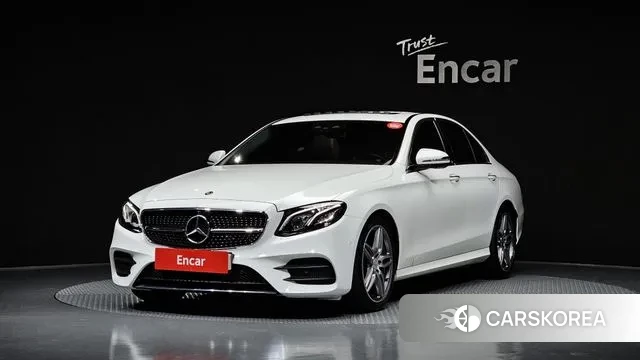 Mercedes-Benz E-Class W213 2018 Белый из Кореи