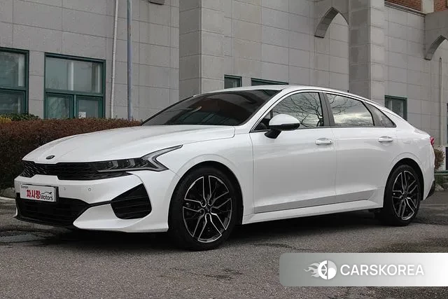 Kia K5 3rd generation 2021 Белый из Кореи