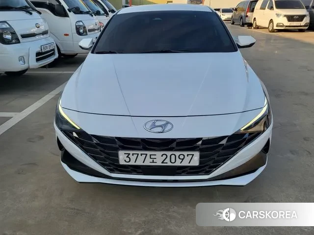 Hyundai Avante (CN7) 2021 Белый из Кореи