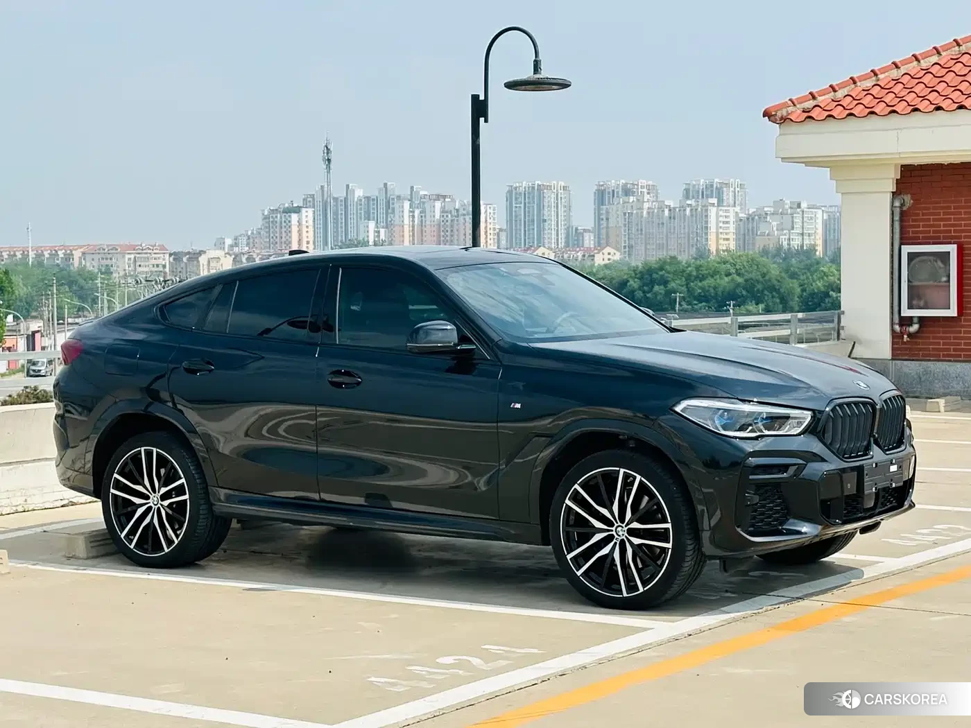 BMW X6 2023 Черный из Китая