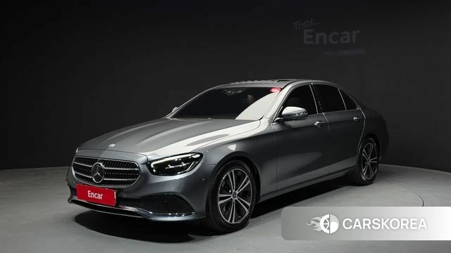 Mercedes-Benz E-Class W213 2022 Серый из Кореи