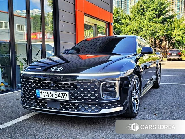 Hyundai Grandeur (GN7) 2023 Черный из Кореи