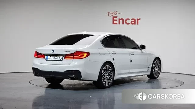 BMW 5 Series (G30) 2020 Белый из Кореи