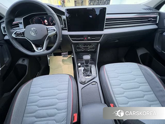 Volkswagen Tiguan X 2022 Черный из Китая