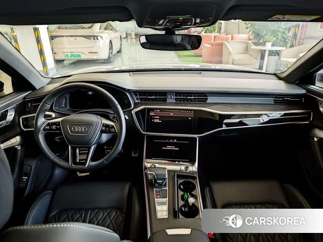 Audi A6L 2025 Черный из Китая
