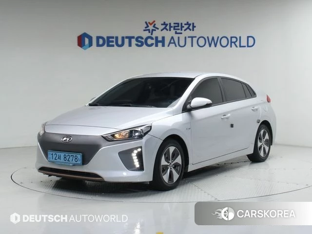 Hyundai Ionic Electric 2018 Серебристо-серый из Кореи