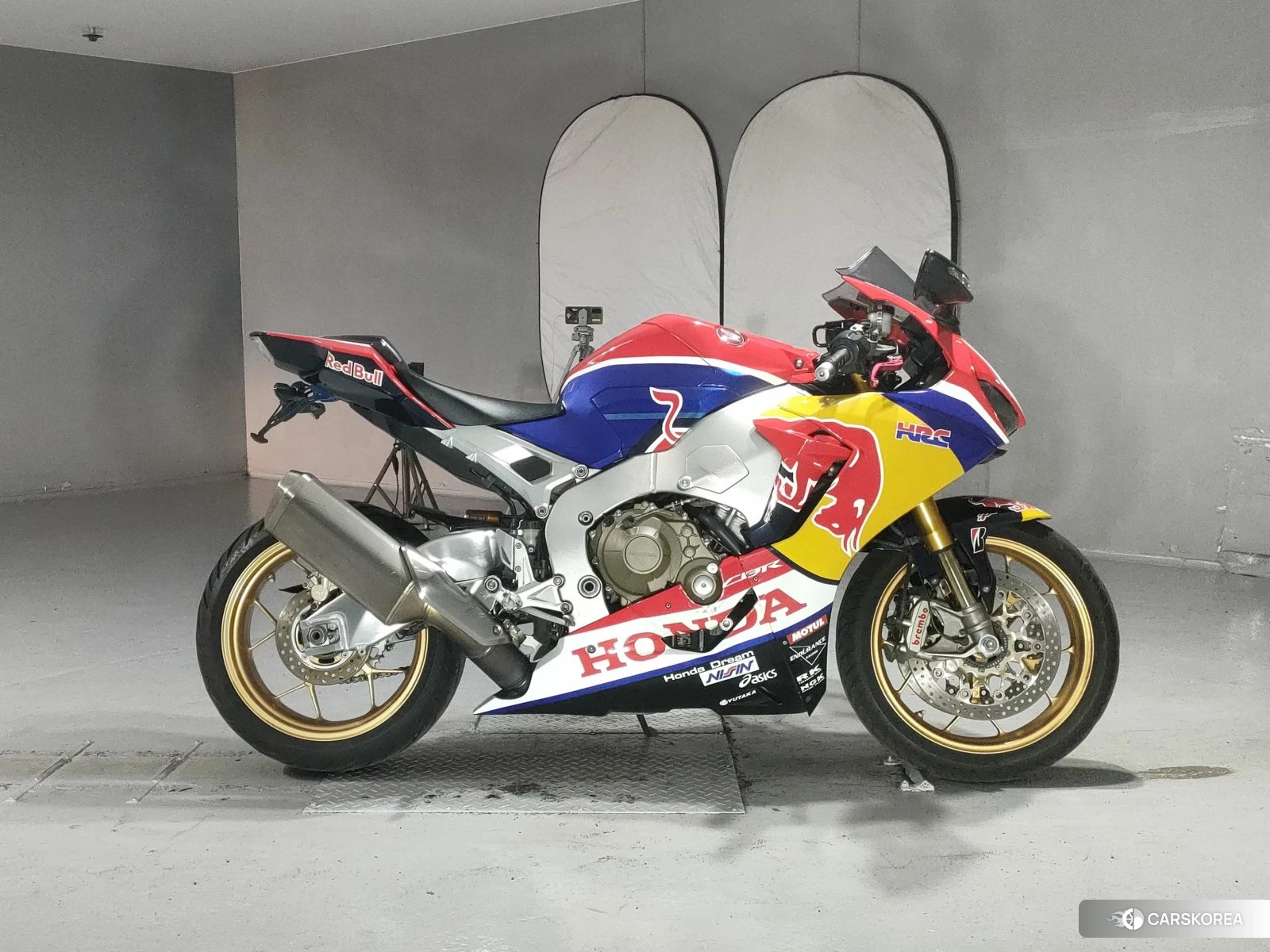 Проданный Honda CBR1000RR 2019 из Японии