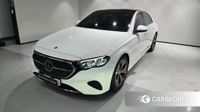 Mercedes-Benz E-Class W214 2025 Белый из Кореи