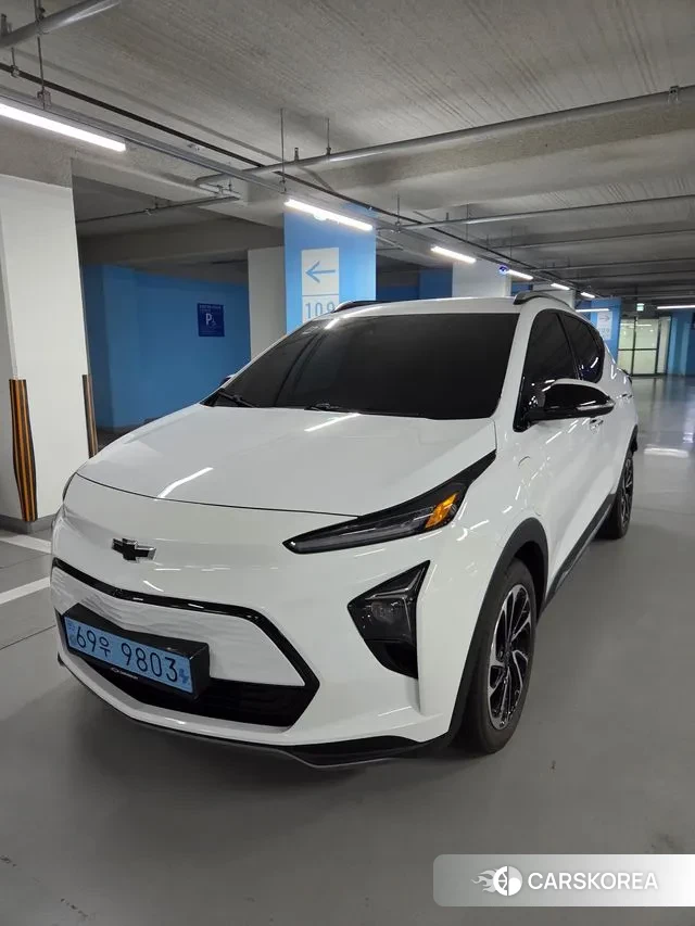 Chevrolet (GM Daewoo) Bolt EUV 2023 Белый из Кореи