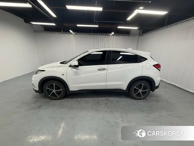 Honda Binzhi 2021 Белый из Китая