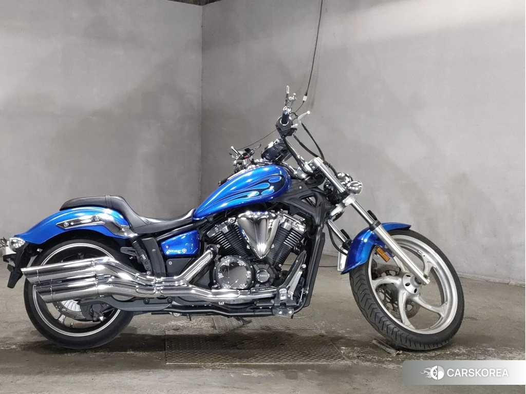 Проданный Yamaha XVS 1300 CA STRYKER 2011 из Японии, фото 2