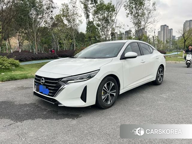 Nissan Xuan Yi 2024 Белый из Китая
