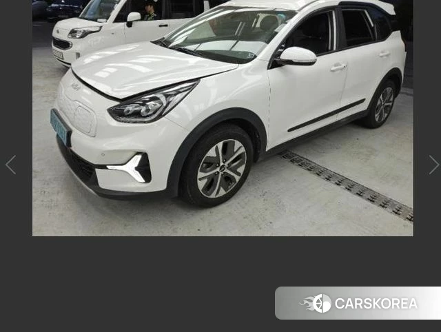 Kia Niro Plus 2022 Белый из Кореи
