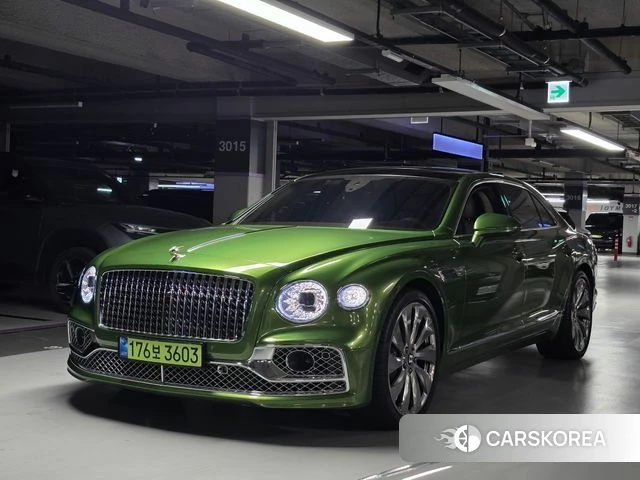 Bentley Flying Spur 3rd Generation 2022 Черный из Кореи