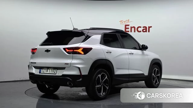 Chevrolet (GM Daewoo) Trailblazer 2022 Белый из Кореи