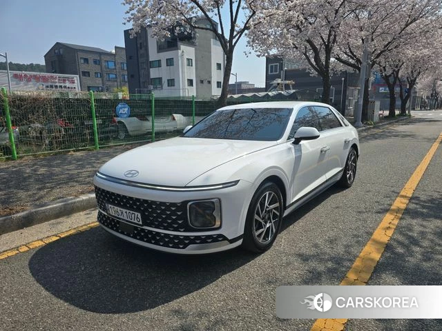 Hyundai Grandeur (GN7) 2022 Белый из Кореи