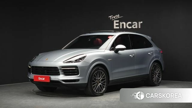 Porsche Cayenne (PO536) 2021 Серебряный из Кореи