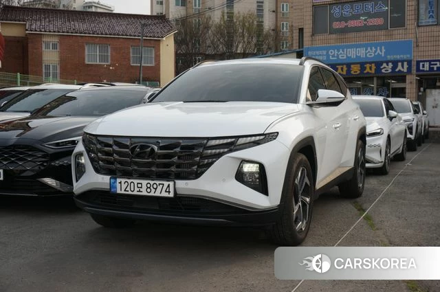 Hyundai Tucson (NX4) 2022 Белый из Кореи