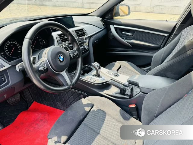 BMW 3 series 2018 Черный из Китая