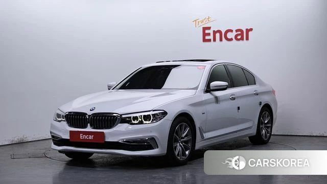 BMW 5 Series (G30) 2018 Белый из Кореи