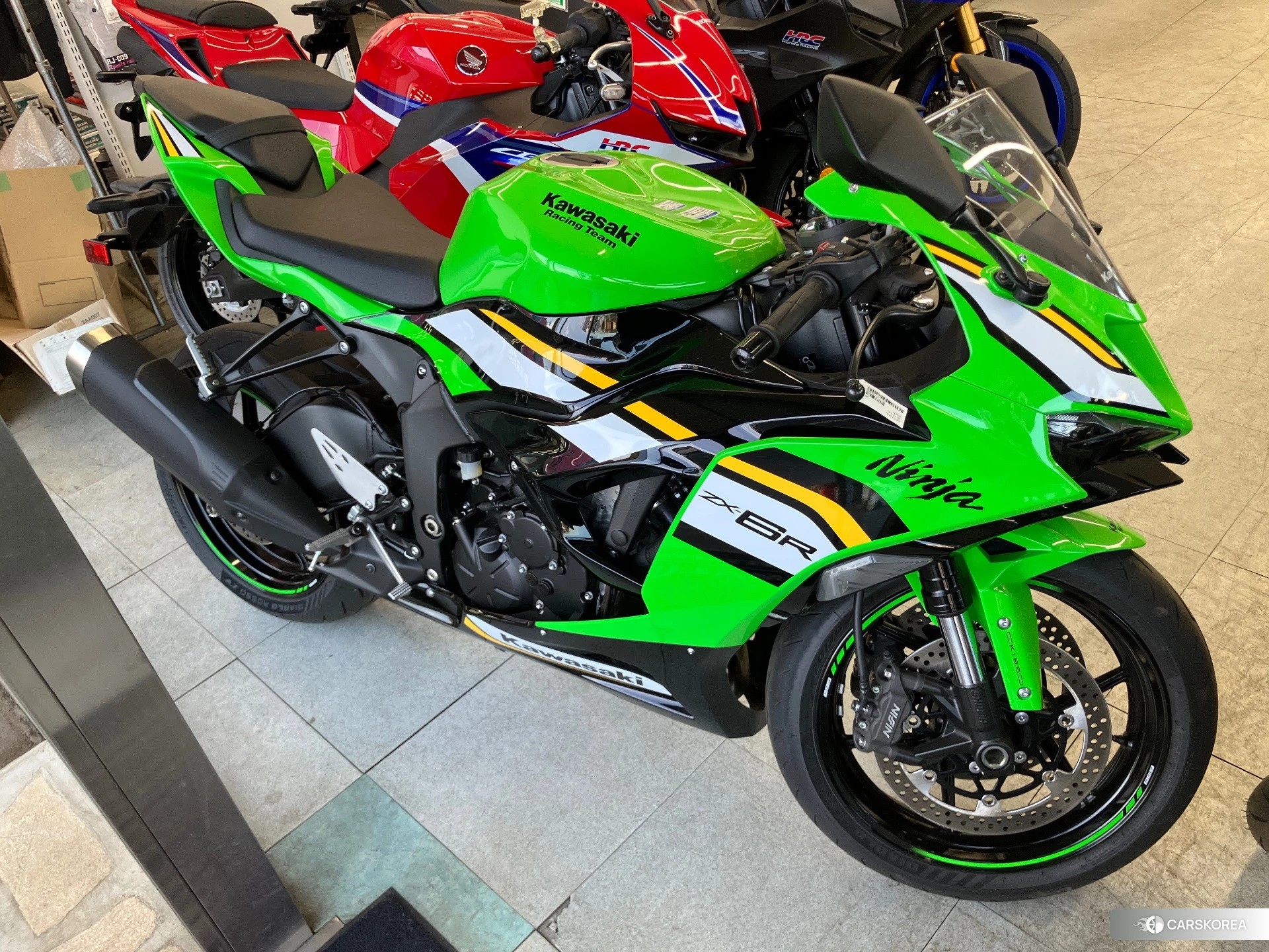 Kawasaki NINJA ZX-6R 2025 из Японии, фото 2