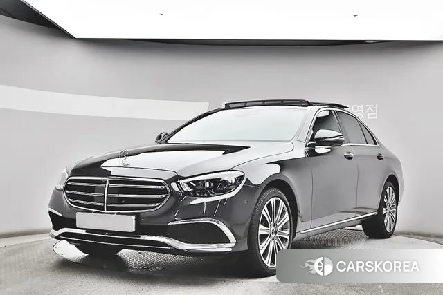 Mercedes-Benz E-Class W213 2021 Серый из Кореи