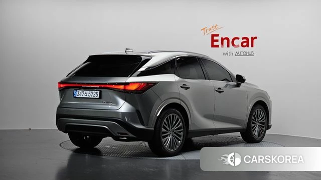Lexus RX350h 5th generation 2025 Серебристо-серый из Кореи