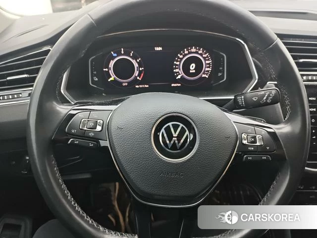 Volkswagen Tiguan L PHEV 2021 Белый из Китая
