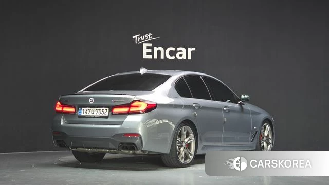 BMW 5 Series (G30) 2023 Серый из Кореи