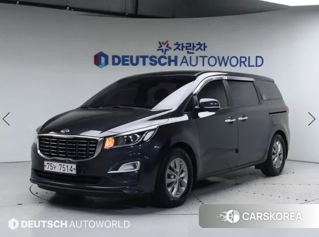 Kia The New Carnival 2018 Серебристо-серый из Кореи