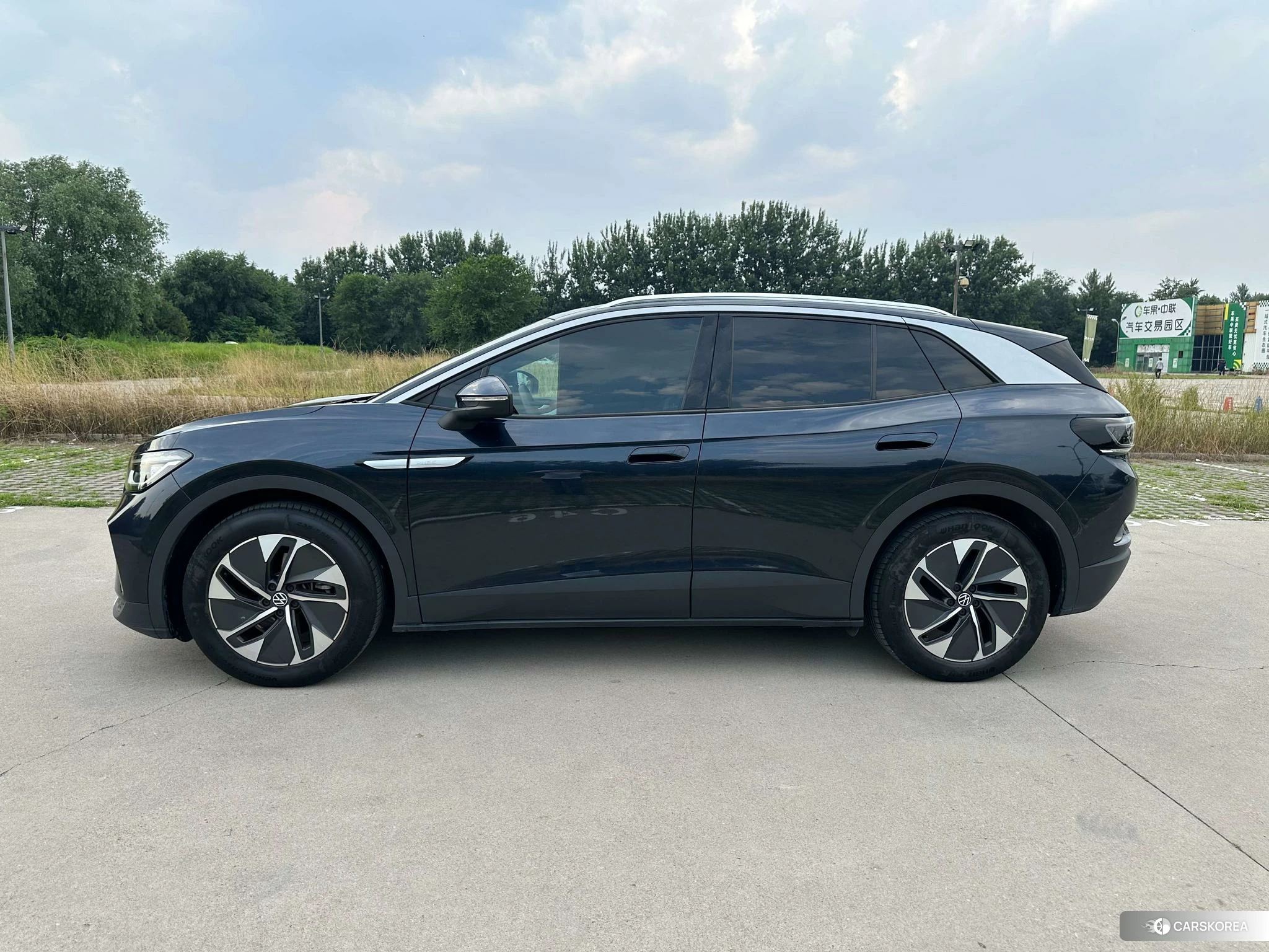 Volkswagen ID.4 CROZZ 2023 Синий из Китая