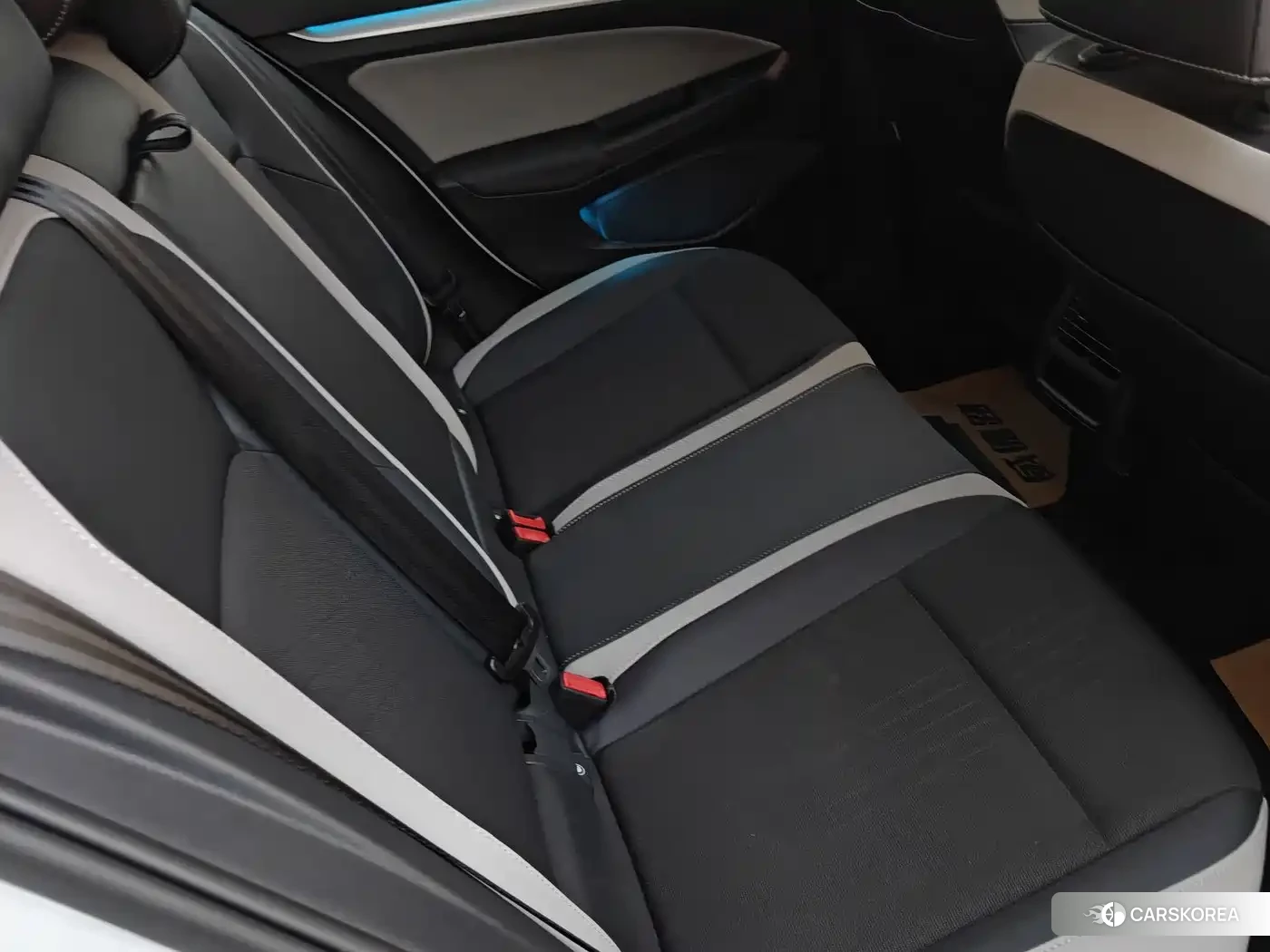 Volkswagen Golf 2023 Белый из Китая