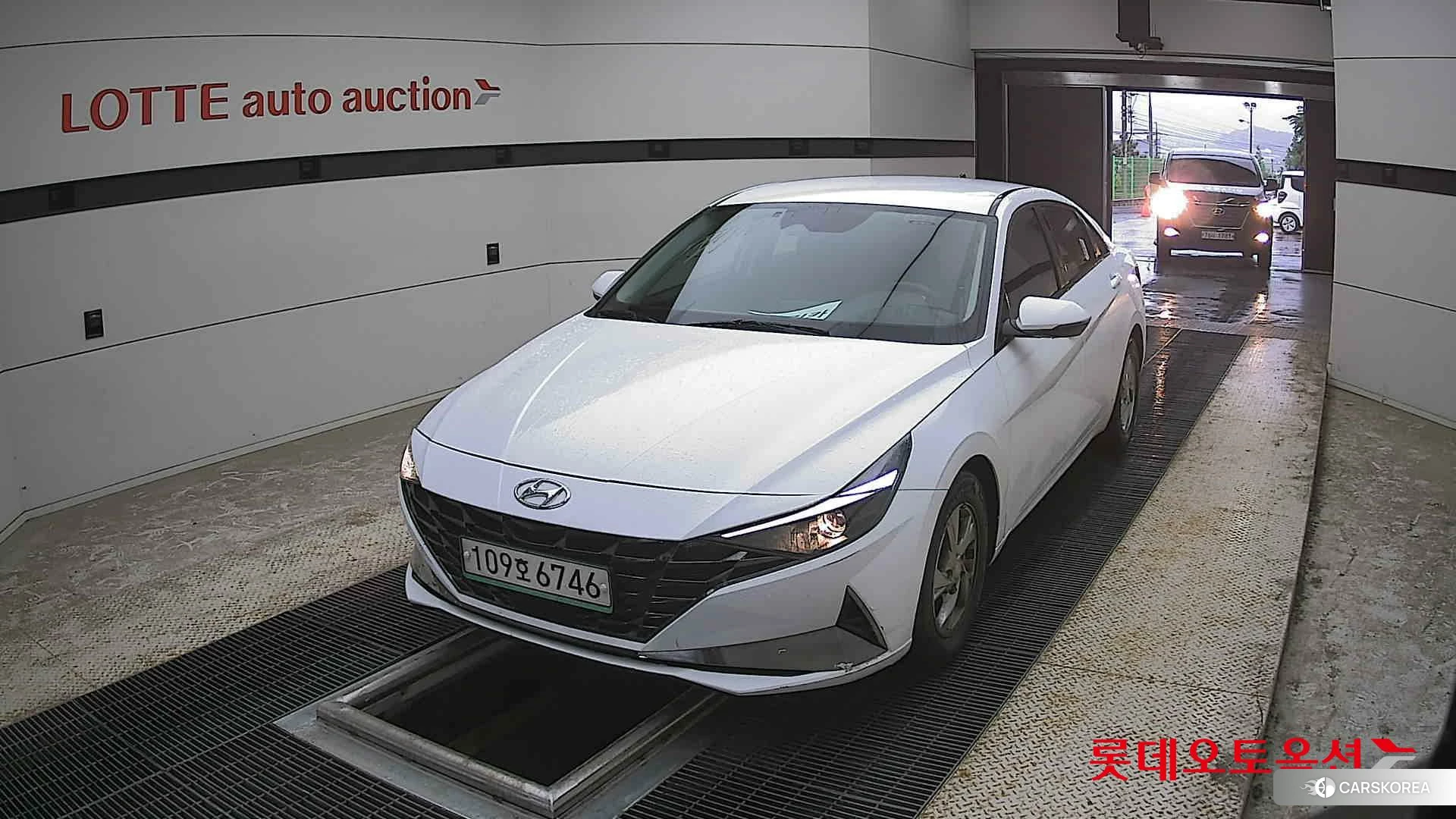 Hyundai Avante 2021 Белый из Кореи