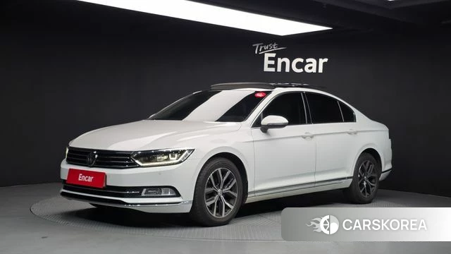 Volkswagen Passat GT (B8) 2018 Белый из Кореи