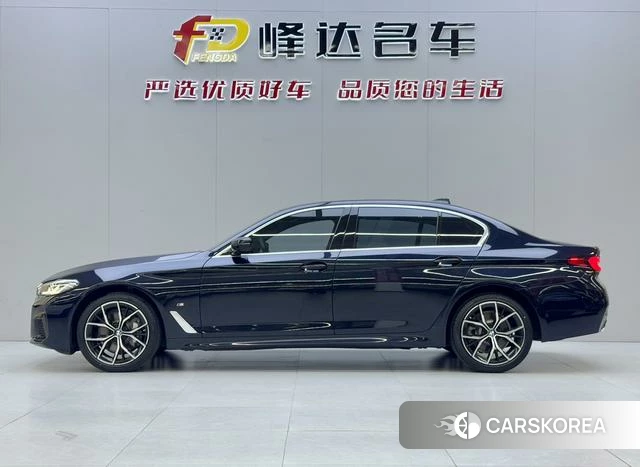 BMW 5 series 2023 Черный из Китая
