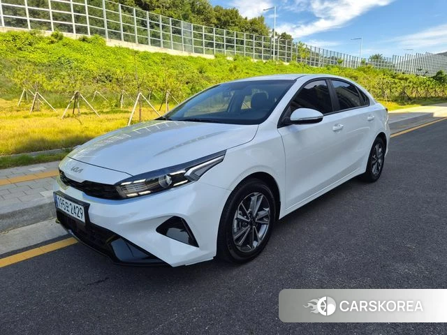 Kia The New K3 2nd generation 2024 Белый из Кореи