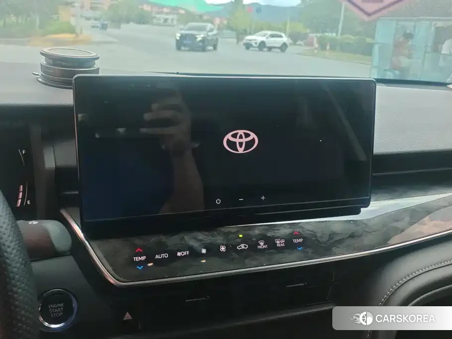 Toyota Camry 2025 Черный из Китая