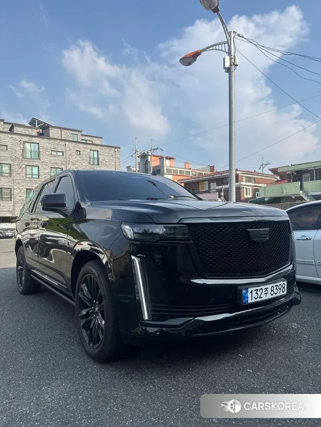Cadillac Escalade 5th Generation 2021 Черный из Кореи