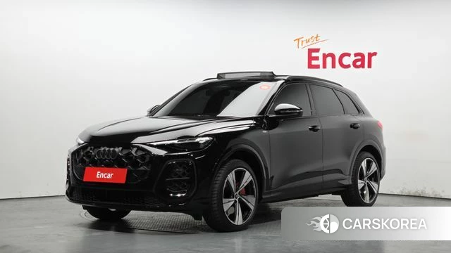 Audi Q5 (80A) 2025 Черный из Кореи