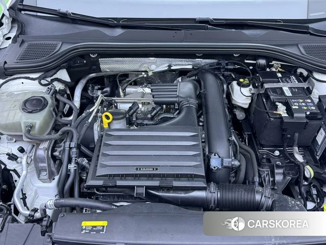 Volkswagen Golf 2022 Белый из Китая