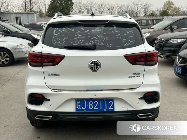 MG MG ZS 2020 Белый из Китая
