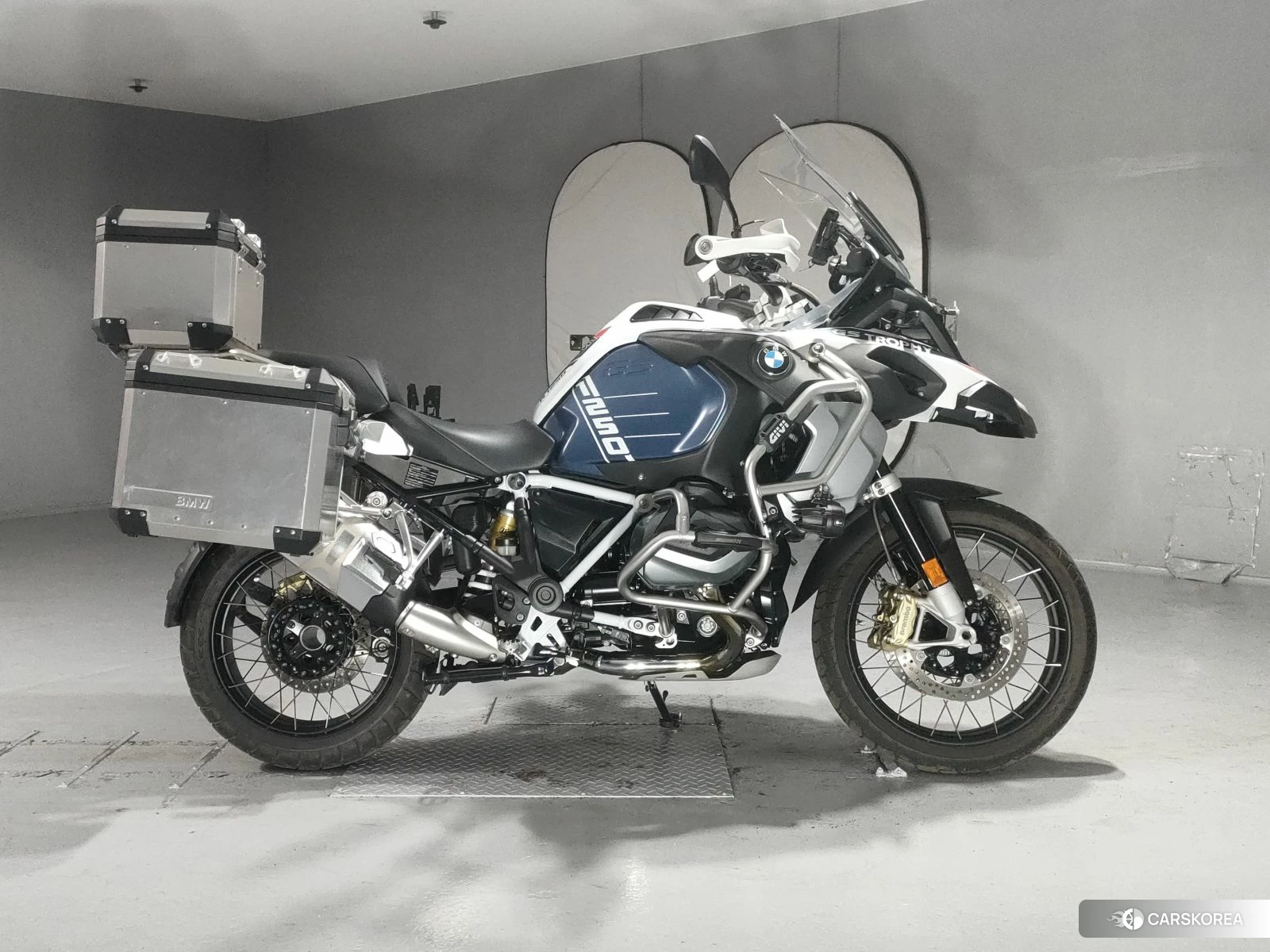 Проданный BMW R1250GS ADVENTURE 2023 из Японии