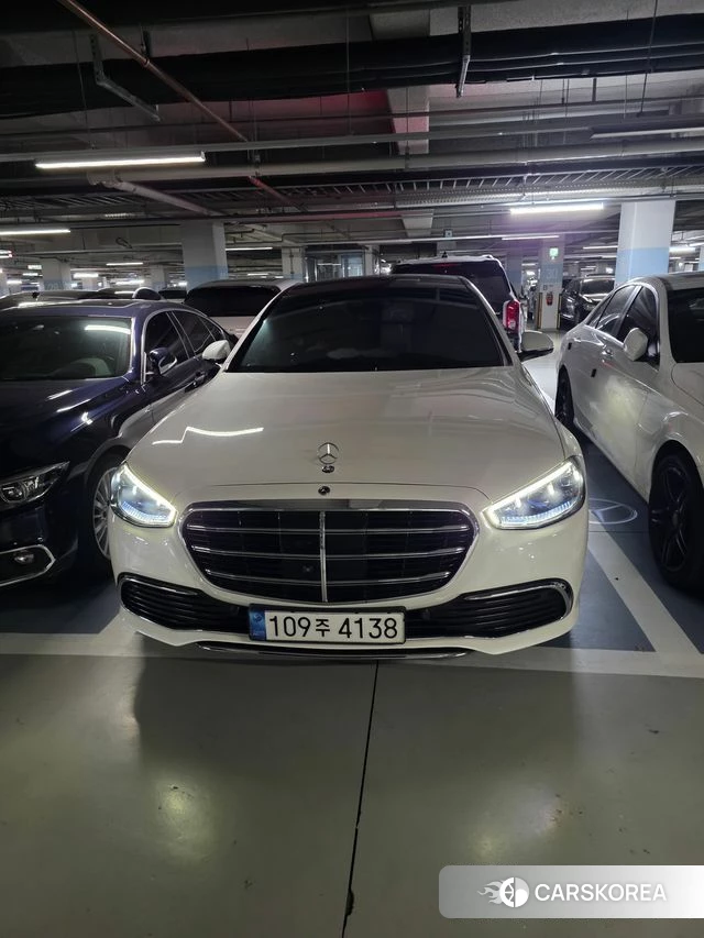 Mercedes-Benz S-Class W223 2022 Жемчужный цвет из Кореи