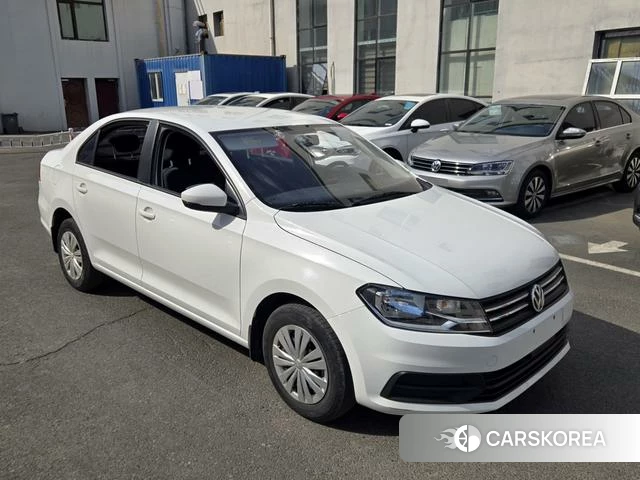 Volkswagen Santana 2021 Белый из Китая